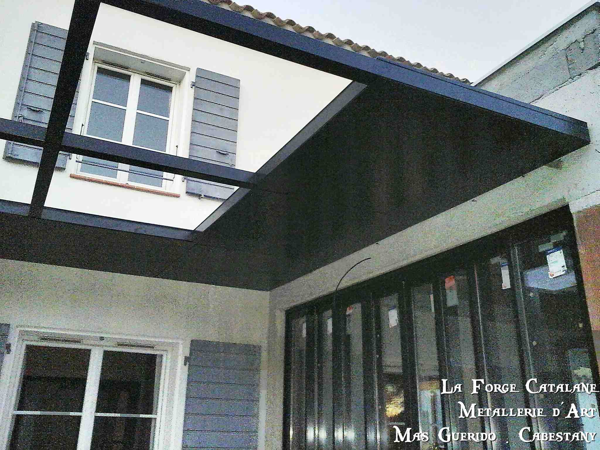 pergola moderne partie tolee caisson laine de roche forge catalane 3.jpg